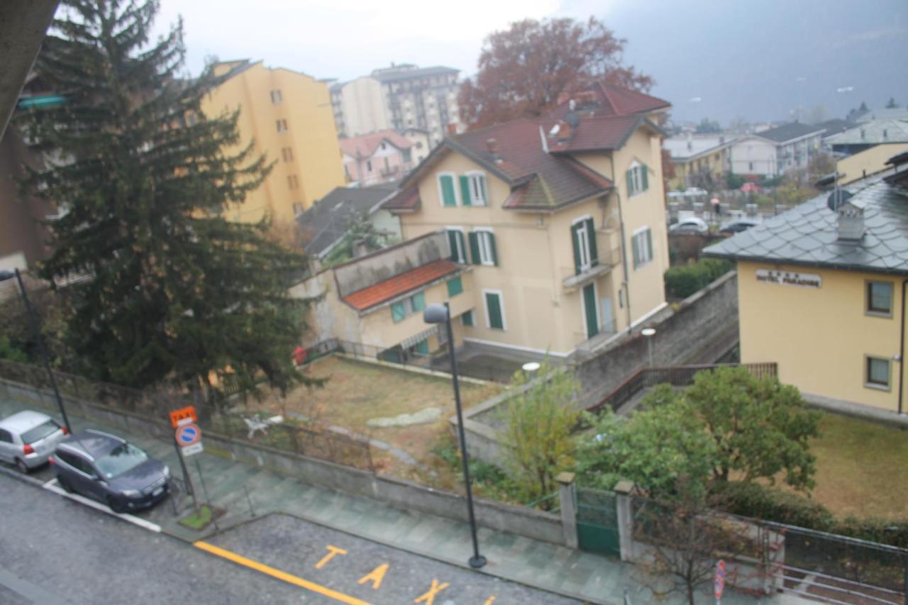 Ferienwohnung Mansarda Roulette Saint-Vincent Exterior foto